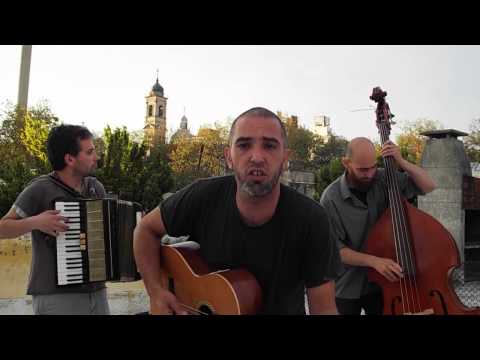 Tes Tristres Trigres - La mala reputacion - Un malisimo cover de Georges Brassens