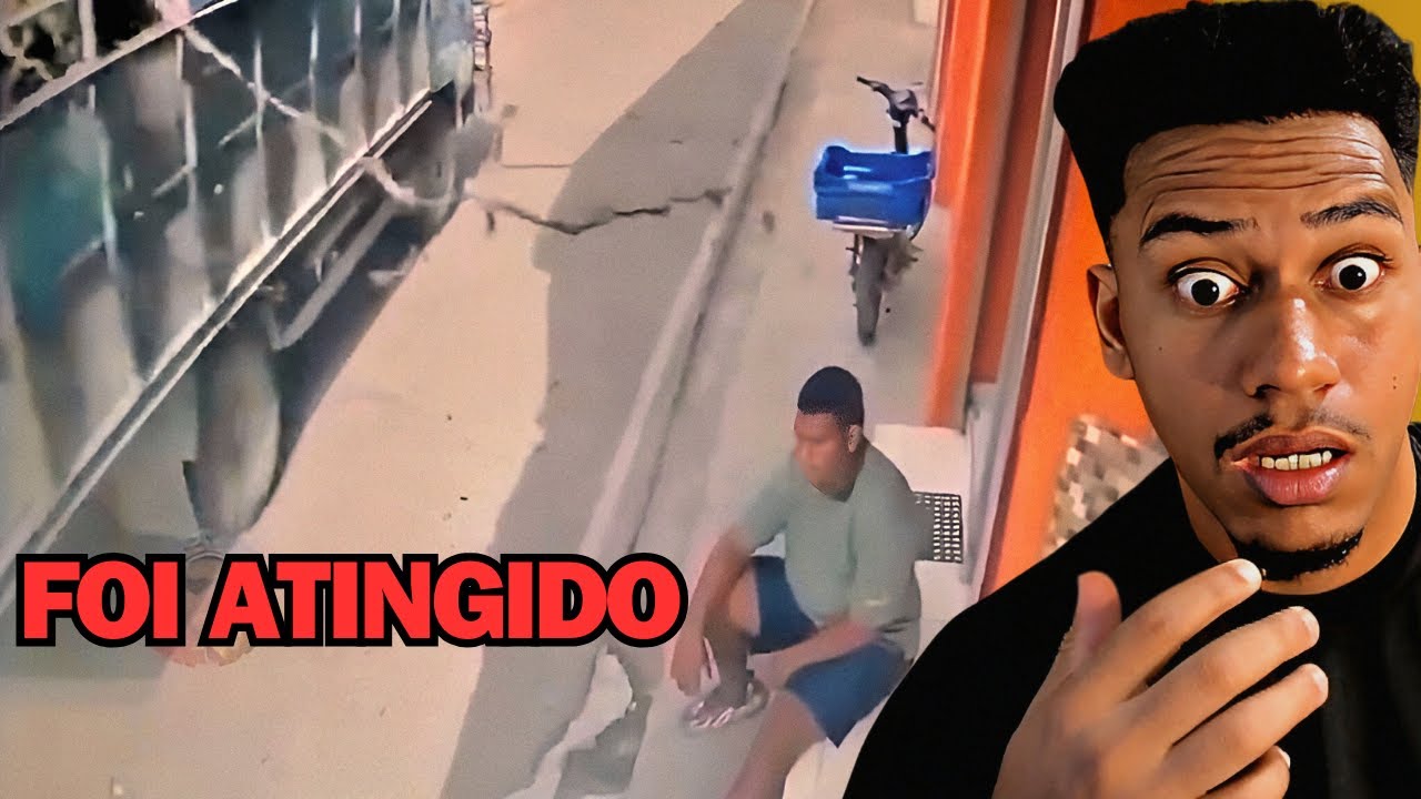 HOMEM É ATINGIDO ENQUANTO ESTAVA SENTADO EM CALÇADA - TENTE NÃO RIR COM OS VÍDEOS ENGRAÇADOS