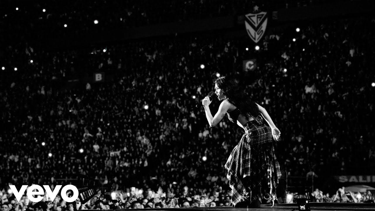 Lali - FANÁTICO (EN VIVO) (Official Video)