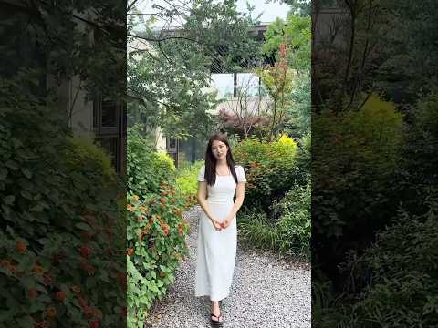 Beautiful Girl Street Fashion | Ep 1492#shorts #beautifulgirl #streetfashion #chinesefashion #beauty