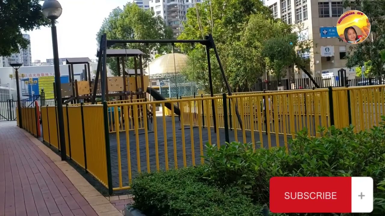 Morning scenes of people exercising in Dr. Carlos d'Assumpção Park