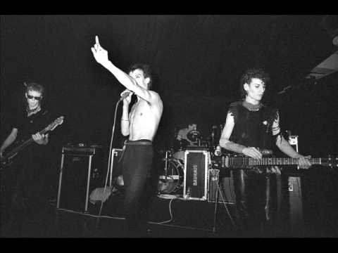 Bauhaus - The Man With X Ray Eyes (live version)
