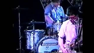 Weezer-Holiday Live in Lupos 2000-08-28