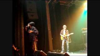 Yaniss Odua Live @Metz 2009 Part2 Une larme