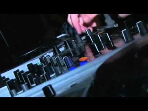 Steve Aoki feat LMFAO & NERVO - Livin' My Love