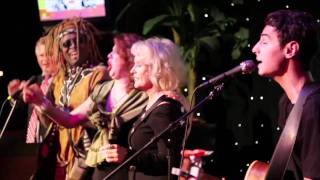 Debbie Harry - The Tide is High (live - 10.29.10 MCAC)
