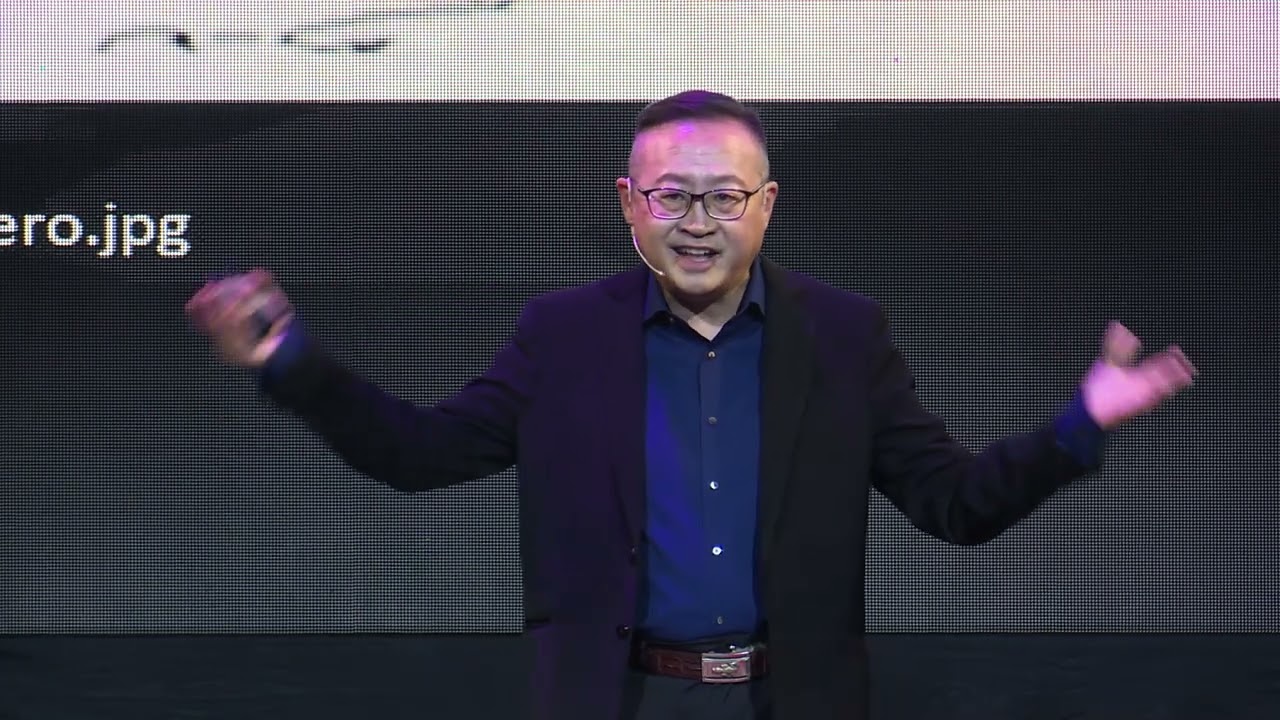 跨文化交流的诀窍 The Ingenuity of Intercultural Communication | 罗炜雄 Loh Wei Hoong | TEDxPetalingStreet