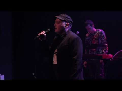 DAMIÁN SALINA_ Relativo (sala Zitarrosa)