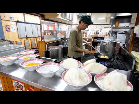 He is a Fried Rice and Ramen Master : Japanese Street Food