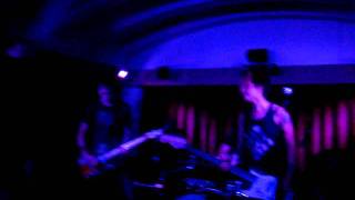 The Thermals - Never Listen To Me