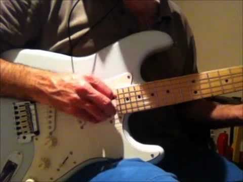 Squier Deluxe (Daphne Blue) Stratocaster - Mellow Original Jam Test - The best value guitar ever