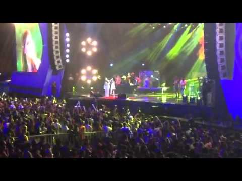 Simone e simaria no Holiday 2015