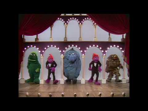 The Muppet Show - 404: Dyan Cannon - Intro (1979)
