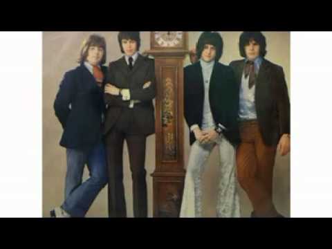 The Casuals - Please Don't Hide