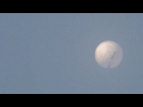 University of Rochester astrophysics professor explains why U.S. is detecting more UFOs lately