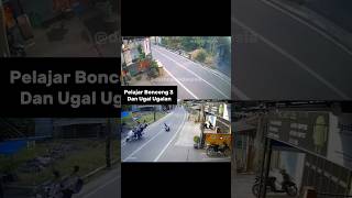 Download lagu Kecelakaan Pelajar SMP  Bonceng 3 ugal ugalan. Motor masuk jurang bawah jembatan. Anak SMP selamat mp3