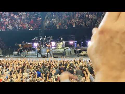 Bruce Springsteen - Born To Run - live at Toyota Center, Houston 2-14-23