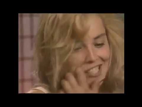 Acum 26 de ani... Sharon Stone, &icirc;nregistrarea de la audiţia pentru rolul din "Basic Instinct". Tinerețe, mult sex-appeal și un chip angelic