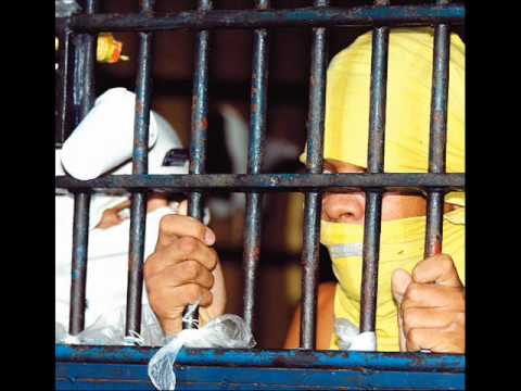 MC LEOZINHO - bateu a saudade dos irmãos no sofrimento.wmv