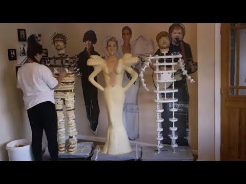 Amazing Cake Art: Guy Made A Life-size Ed Shereen, Celine Dion And Jamiroquai Cake