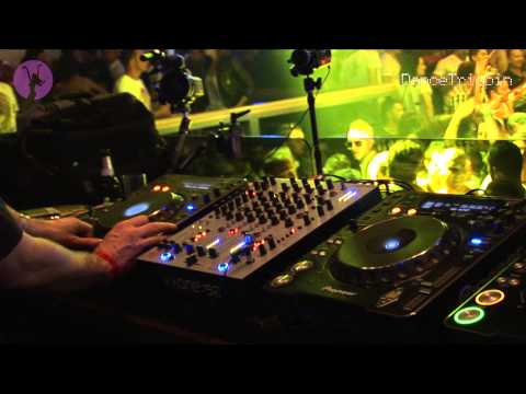 Outart - Hola Rafael [played by Tiefschwarz]