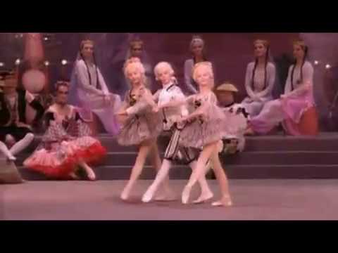 Tchaikovsky - The Nutcracker - Dance of the reed pipes
