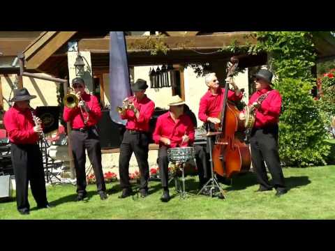 Red Hot and Dixie at Flaxwood Festival 2012