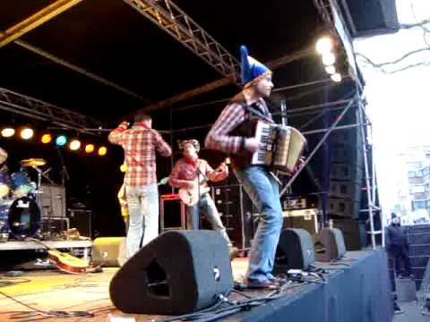 Station America @ Boètezitting 2010.MPG