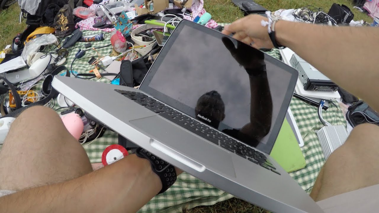 Macbook Pro la 40 lei...oare functioneaza?!