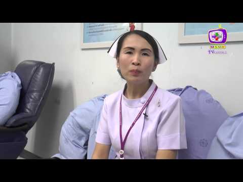 โป๊ยูเครนกับหน้าอกเล็ก Shiatsu กดจุดเพื่อเพิ่มความคิดเห็นหน้าอก