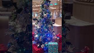 Christmastime on the Norwegian Encore #norwegiancruises #norwegianencore #cruising #christmas