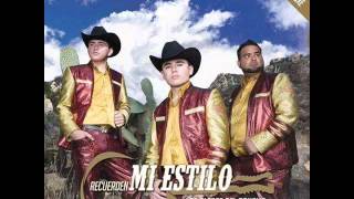 Los Plebes Del Rancho De Ariel Camacho - Kikil Caro | 2016