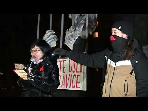 0084 Svetlana Makarovič UTRIP LAŽI, protivladni protest, Ljubljana, 21. 1. 2022