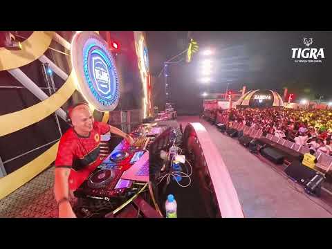 DJ CALLAS LIVE MIX SET AT SIGA LA LUNA LUANDA