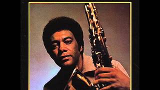 Ramon Morris - People Make The World Go Around