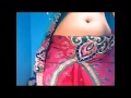 Beautiful Aunty In Saree Showing Her Navel