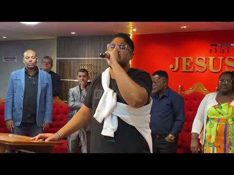 Douglas Nascimento | É tudo sobre você + Medley " Culto de Gratidão - Pr. Marcos "