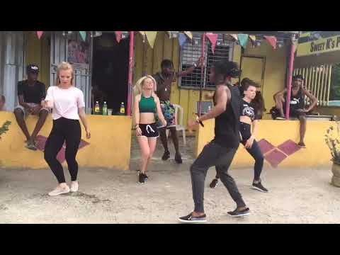 Flame team -dancehall class