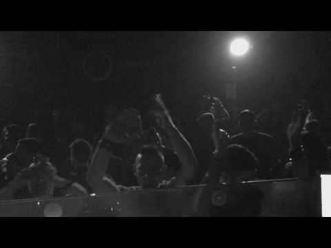 Supernova play 2 Sides Of Soul "Say Mama" @ Garage | Club 999