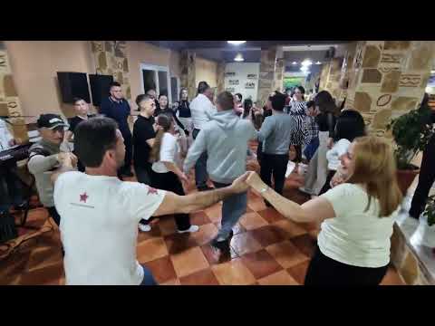 MARTIN MERA - XHELO VASJARI - ELENAQI &TRESHE