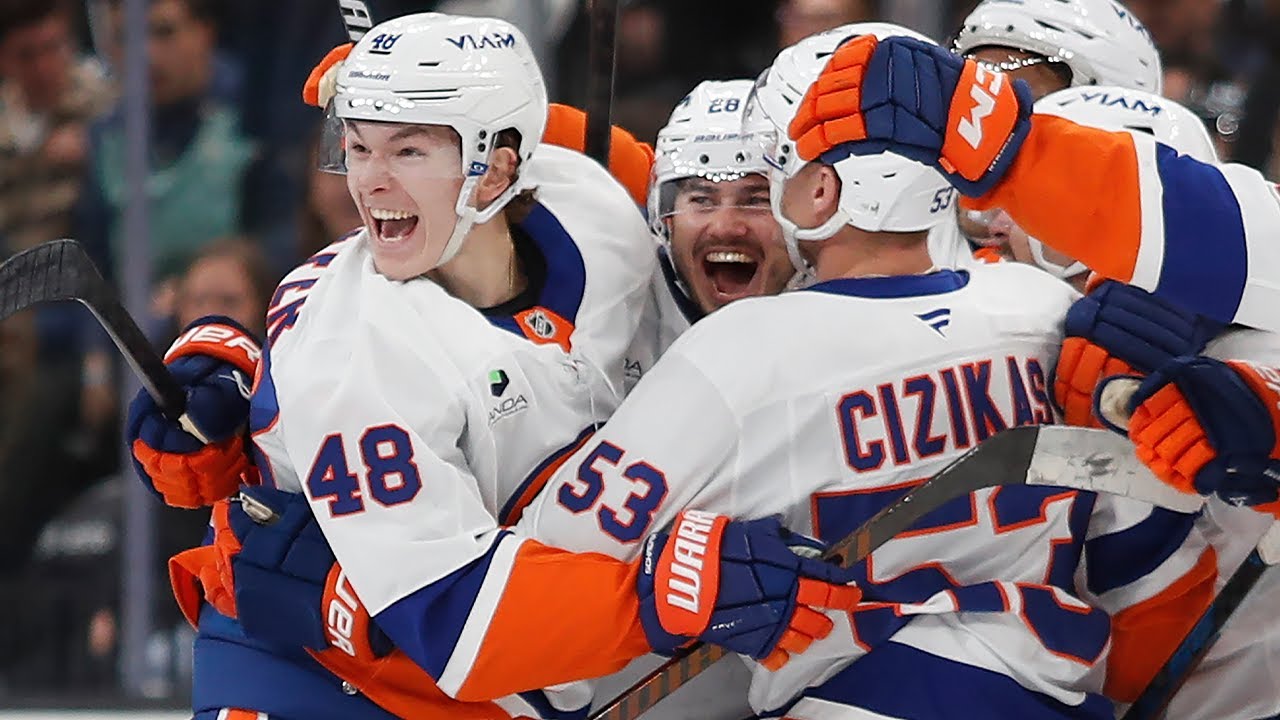 Matthew Schaefer becomes YOUNGEST PLAYER to score in OVERTIME! 🚨🙌