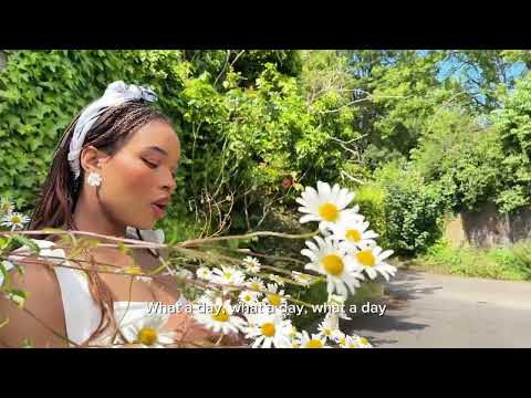 Glochi - What a Day (Official Lyric Visualiser)