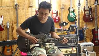 Video thumbnail for WASHBURN P2 BLACK SPARKLE GUITAR by BYOXICOLOGY MusicGear