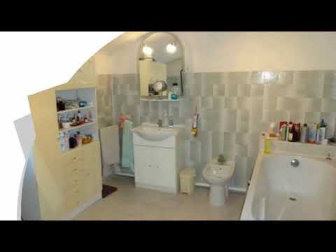 A vendre - Villa / Maison - Althen-des-Paluds (84210) - 10 pièces - 263m²