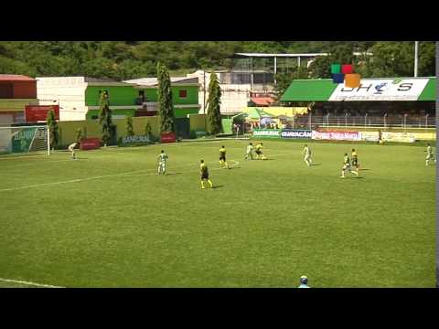 Video Atajada: Adrian De Lemos - Antigua 0-0 Guastatoya - Apertura 2017, Jo 05