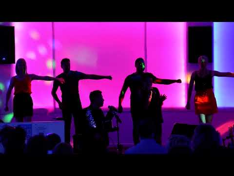 En rouge et Noir de Jeanne Mas