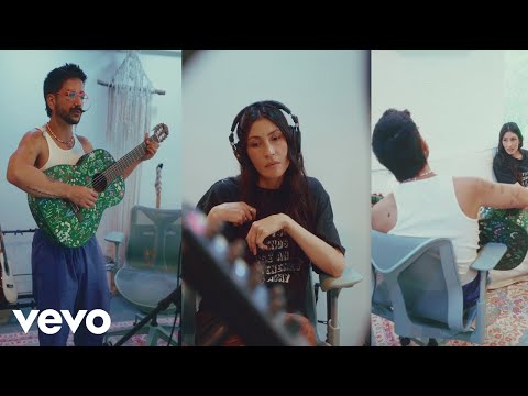 Daniela Spalla, Camilo - Lejos de la Ciudad