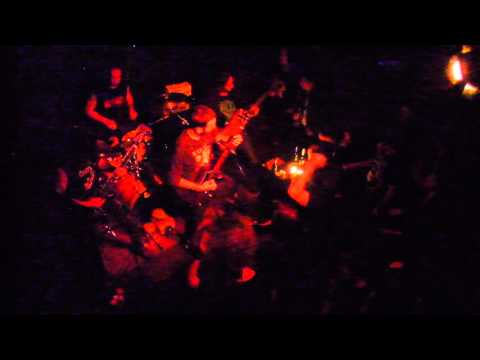 Haemophagus live in Berlin - 2015-11-21 (1/2)