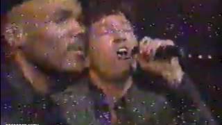 Run D.M.C - Rock Show (With Stephan Jenkins and Tony Fredianelli) (Letterman)