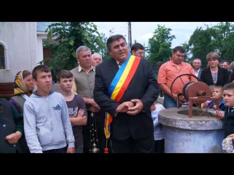 Oficialitatile comunei omagiaza eroii